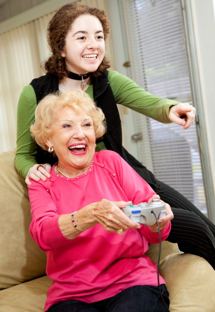Seniors : Stimuler le cerveau pour bien vieillir !