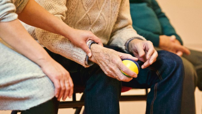 Mutuelle santé seniors : guide pour choisir la meilleure couverture