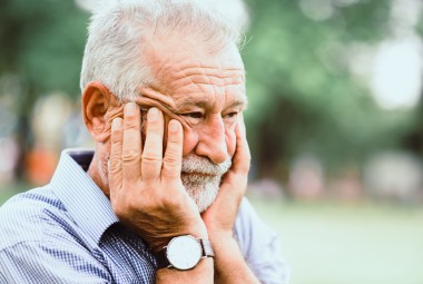 Les premiers signes d'Alzheimer à surveiller