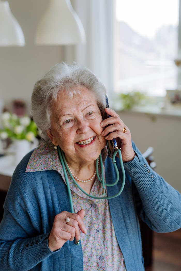 Surveillance et Systèmes d'Alerte en Résidences Seniors